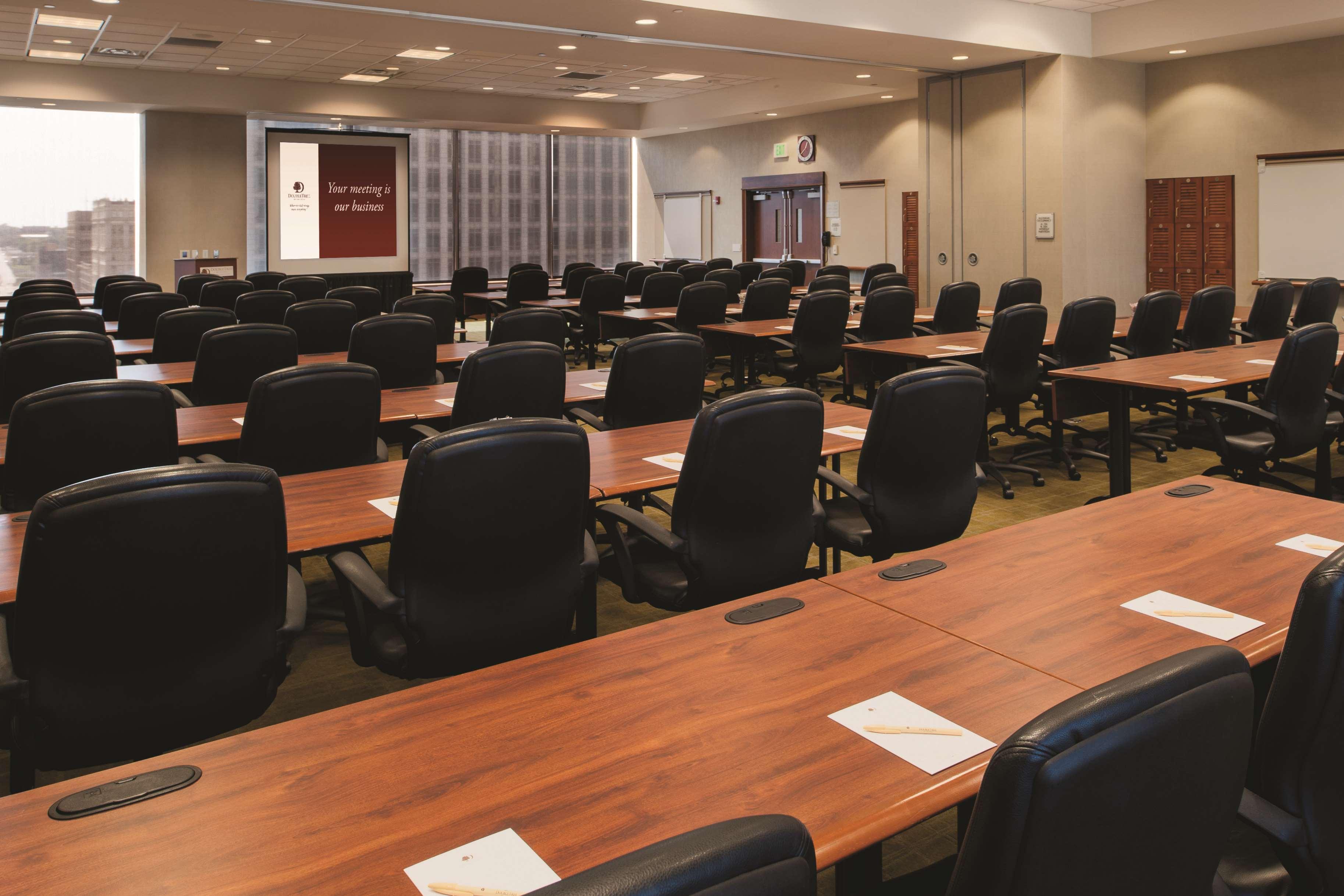 Doubletree By Hilton Hotel & Executive Meeting Center Omaha-Downtown Business photo